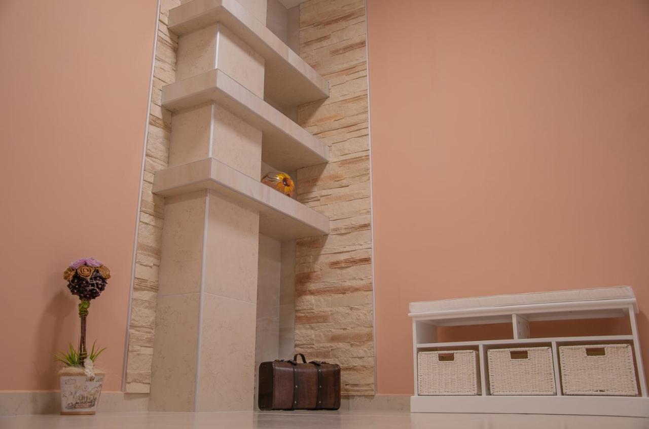Oros House Apartmanhaz Орошхаза Экстерьер фото