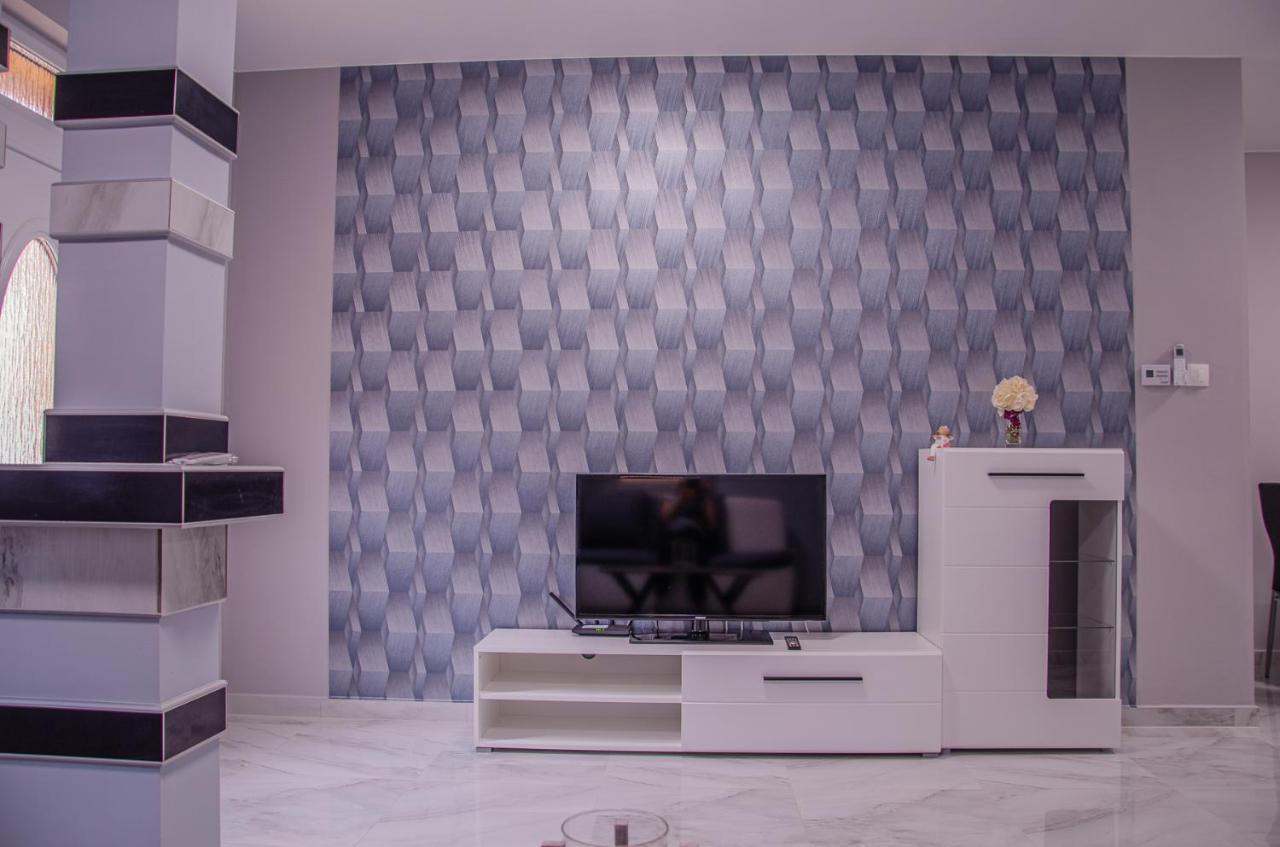 Oros House Apartmanhaz Орошхаза Экстерьер фото