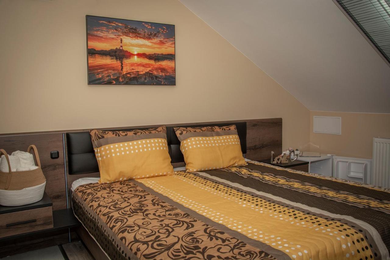 Oros House Apartmanhaz Орошхаза Экстерьер фото